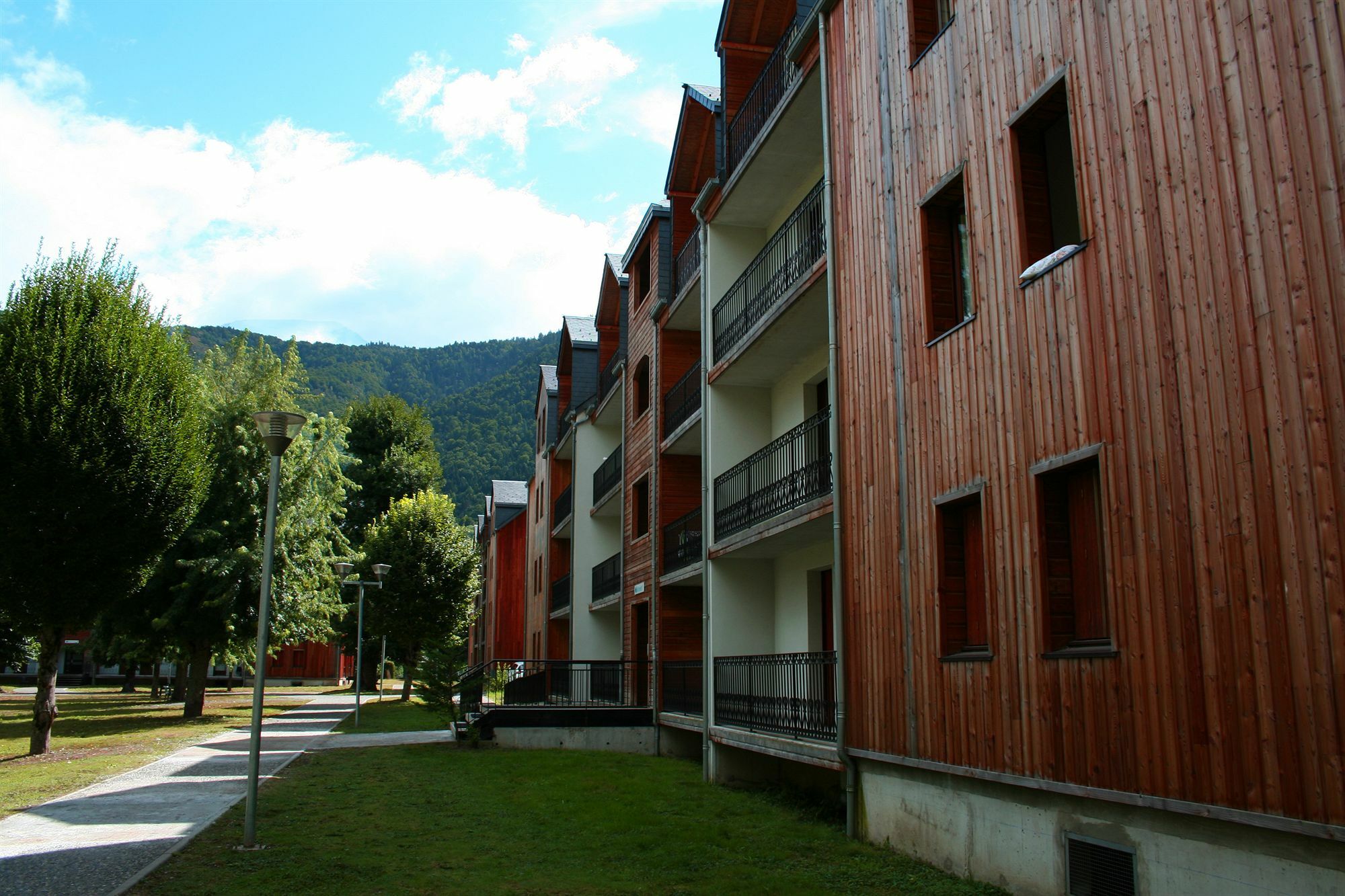 Residence Les Jardins De Ramel By Popinns Bagneres-de-Luchon Экстерьер фото